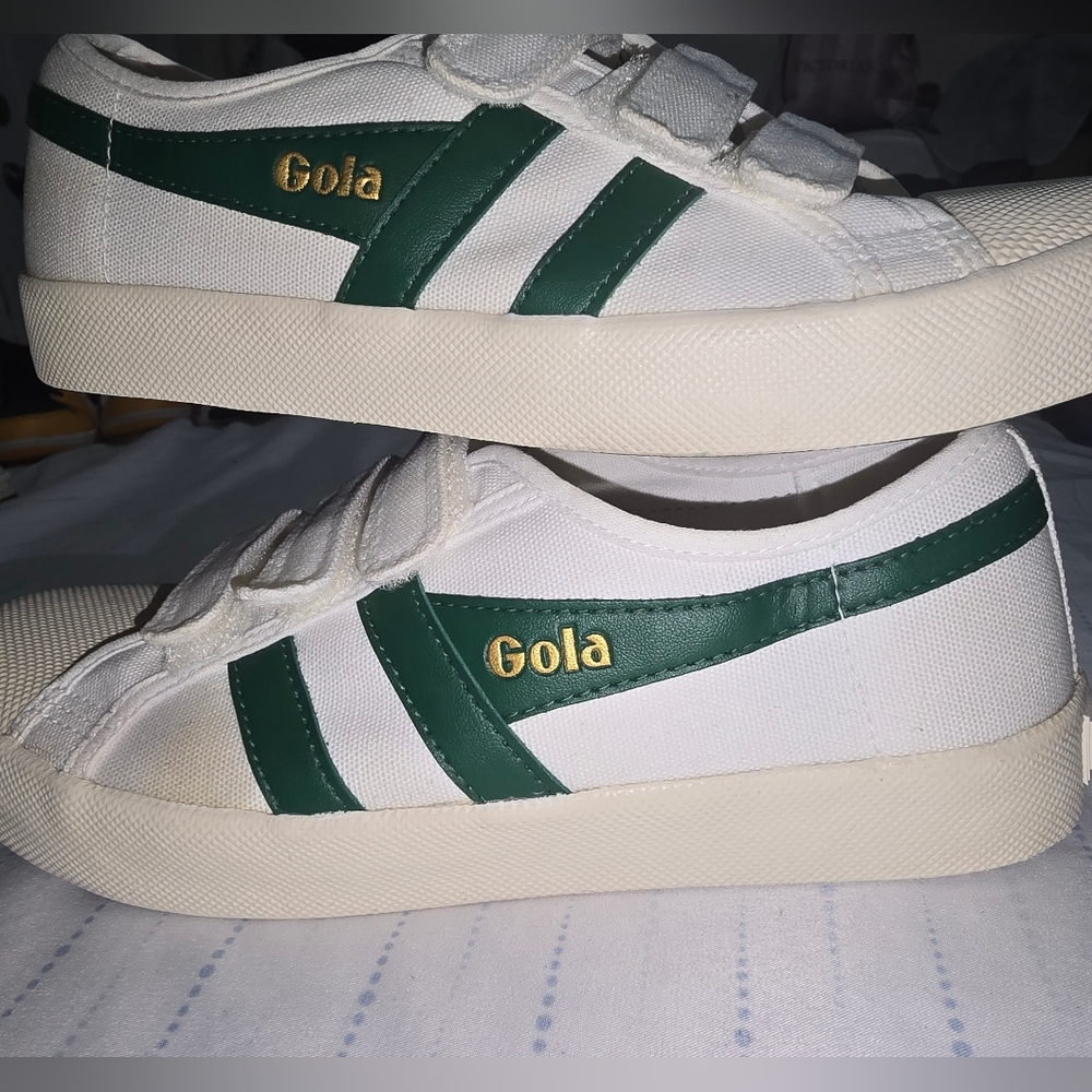 Gola White Canvas Sneakers with Green Stripes and Gold Logo